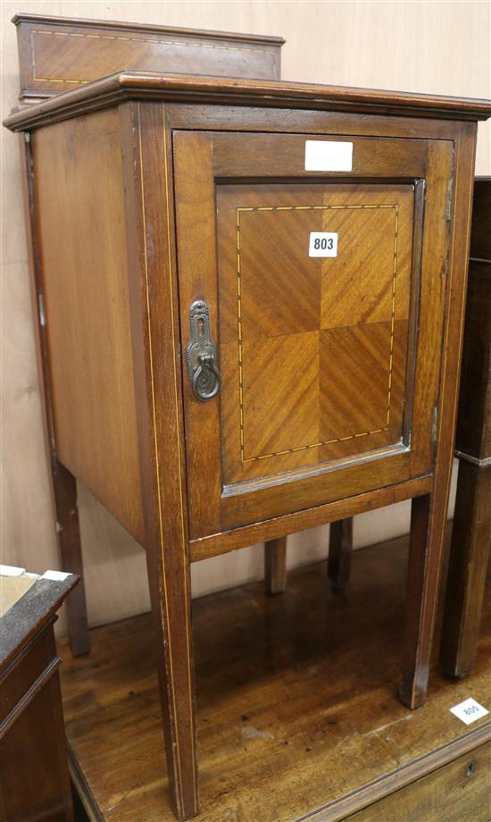 An Edwardian inlaid mahogany bedside cupboard, W.41cm